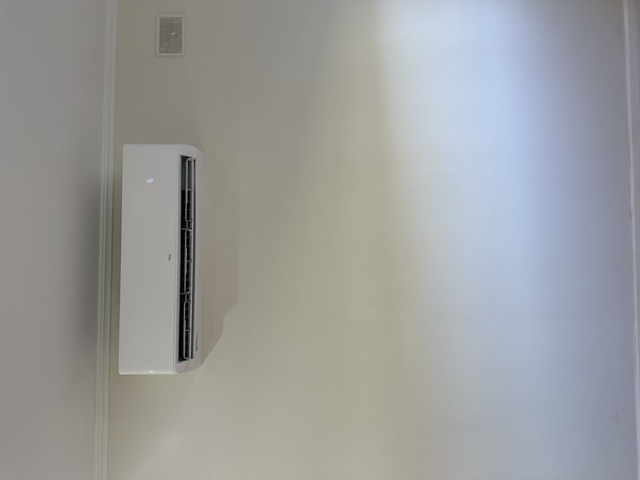 Split system air conditioner installation